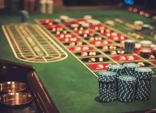 jiliff online gaming platform hero banner featuring live casino and sports betting